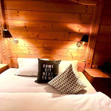 Hotel Haus Tirolerland à Oetz Extérieur photo